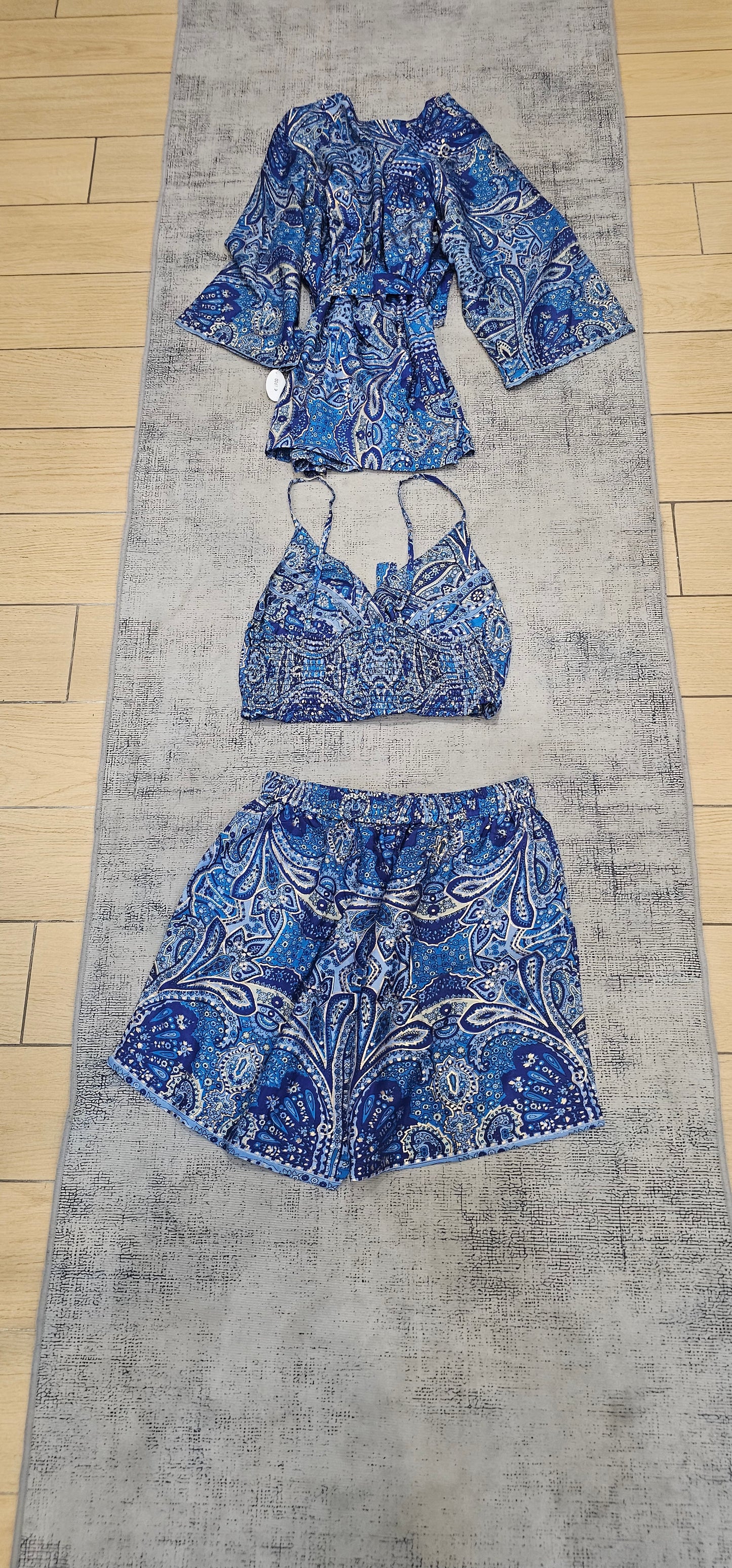 Completo casacca-top -pantaloncino