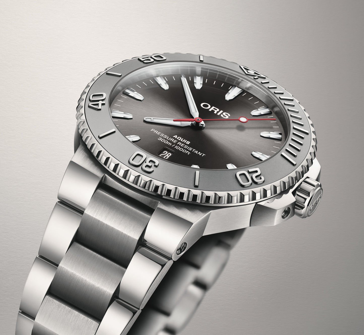 Oris Aquis Date Automatic Swiss Made Grigio 43.5mm – 01 733 7789 4153-07 8 23 04PEB