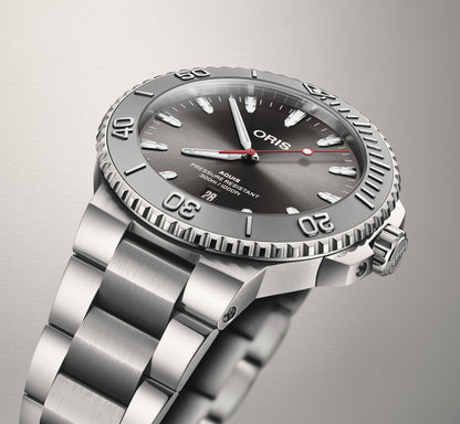 Oris Aquis Date Automatic Swiss Made Grigio 43.5mm – 01 733 7789 4153-07 8 23 04PEB