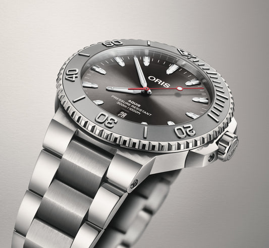 Oris Aquis Date Automatic Swiss Made Grigio 43.5mm – 01 733 7789 4153-07 8 23 04PEB