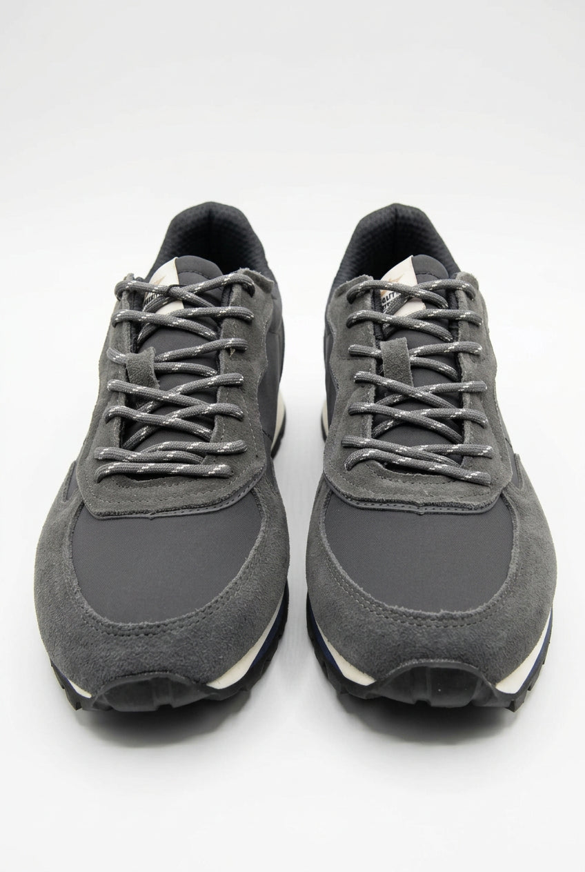 Sneakers Areonautica MilitareSneakers Uomo Aeronautica Militare - Blu Notte e Grigio Scura con Dettagli Iconici