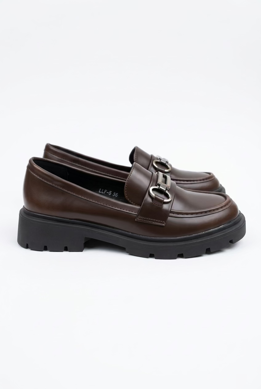 Mocassini Chunky da Donna in Pelle Marrone con Morsetto Metallico